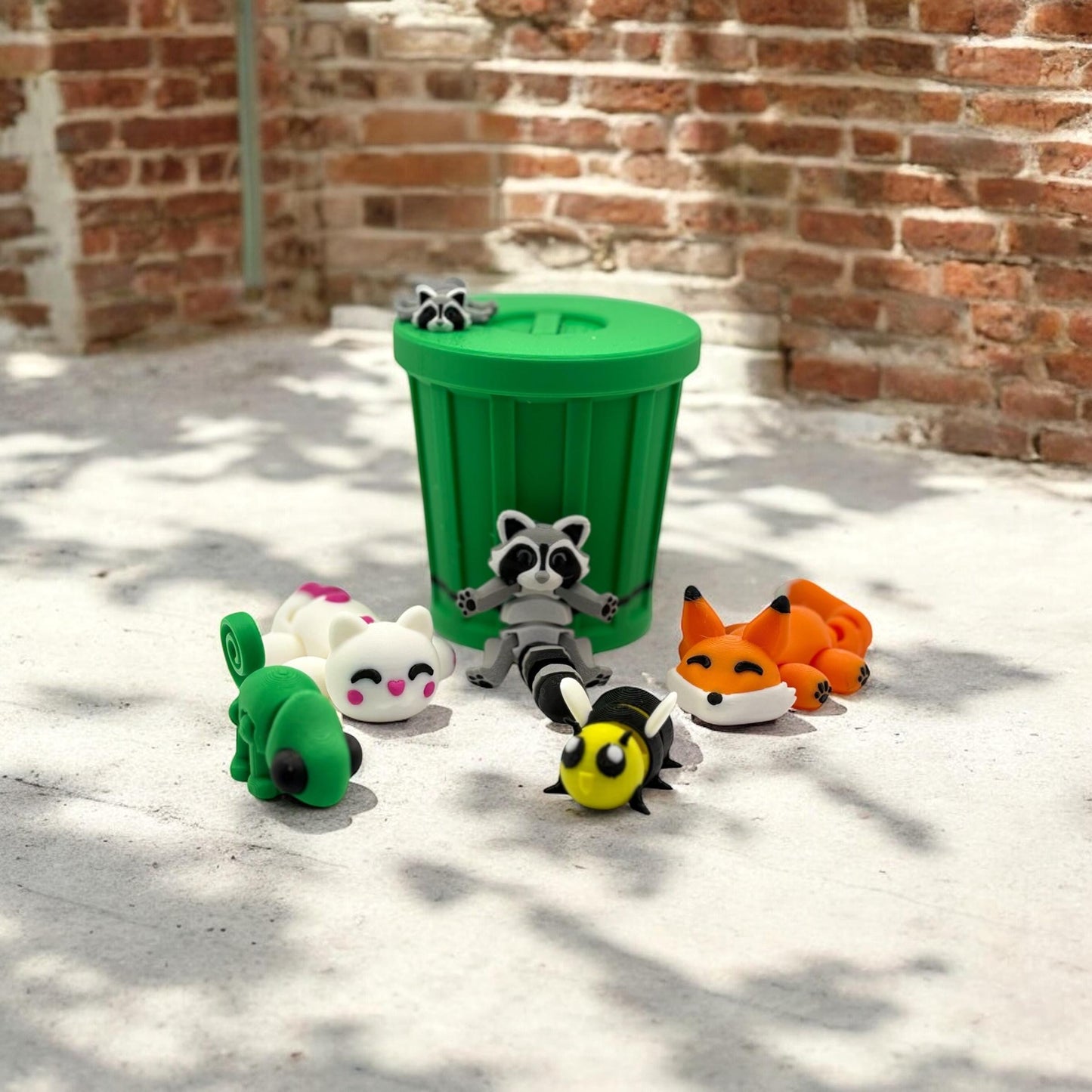 Trash Can Animals Bundle with Trash Can - 5 Medium Animals Assorted Articulated Fidget Toy